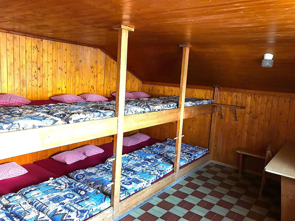 Hostel · Schlafsaal
